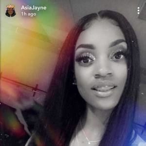 Meet your Posher, Imari